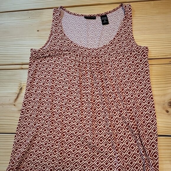 New York & Company Womens Sleeveless Tank Red & White Size M Summer Casual - Picture 1 of 9